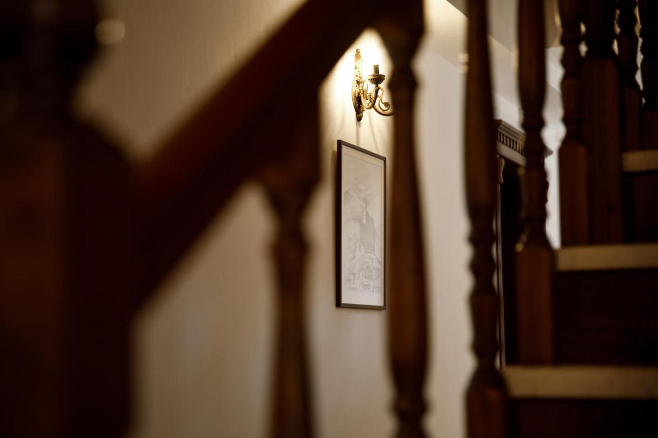 Rose Garden Hotel ジロカストラ エクステリア 写真